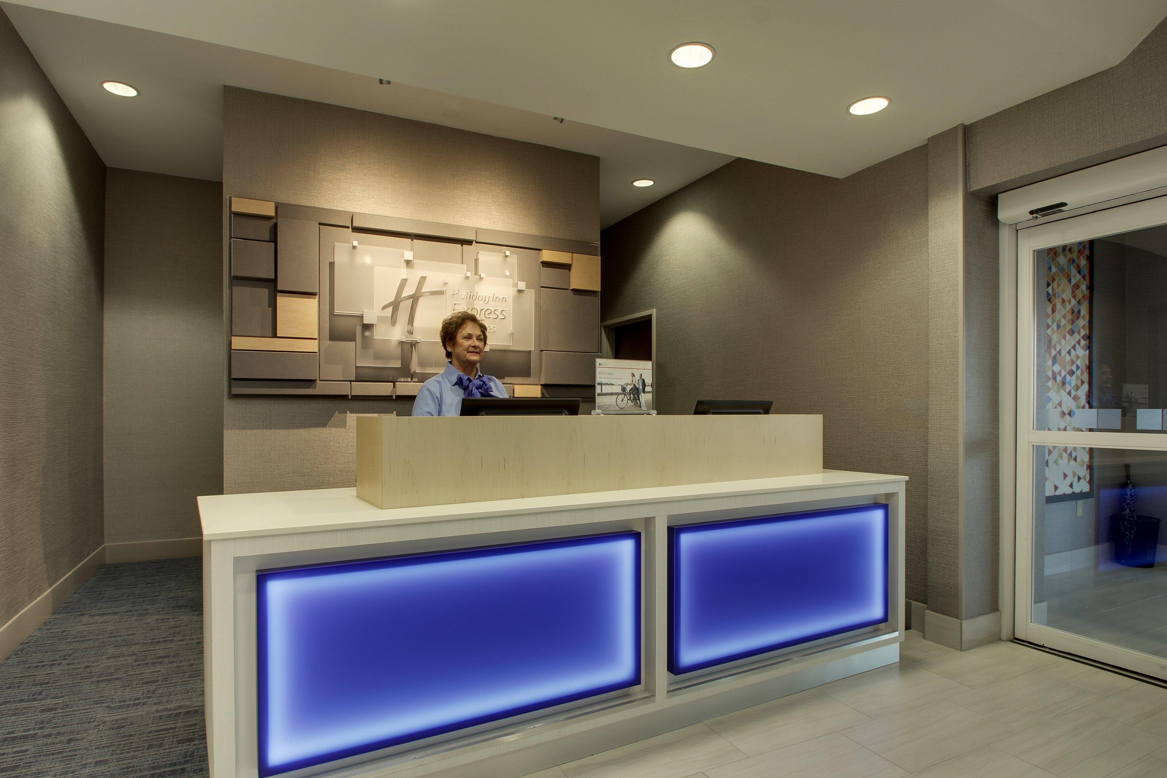 Holiday Inn Express Vernon College Area Highway 287 By Ihg Exterior foto